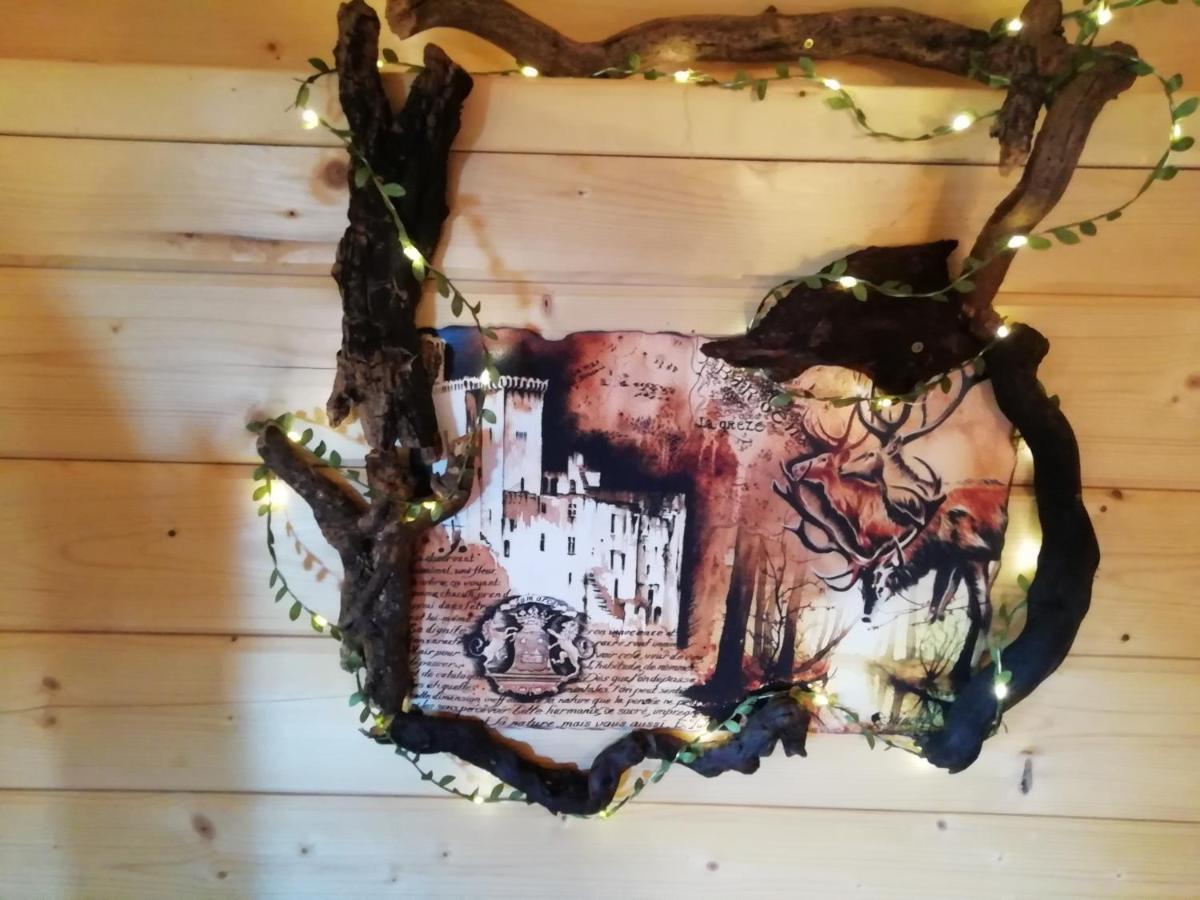 La Chaumiere Magique Des Elfes Et Ses Enigmes Bed and Breakfast Servas  Εξωτερικό φωτογραφία